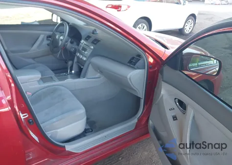 2011 Toyota Camry Le z USA, uszkodzony, nr VIN 4T4BF3EK3BR126417